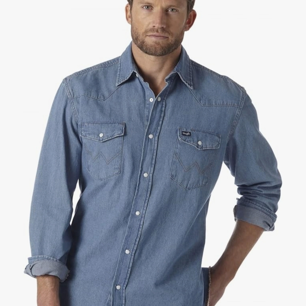NWOT Wrangler Stonewashed Blue Denim Shirt Size S